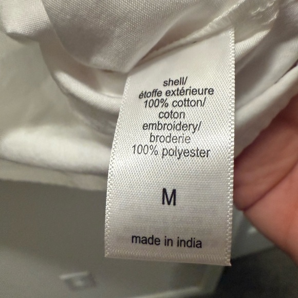 Maurices White 100% Cotton Embroidered Eyelet Blouse Size M - Picture 3 of 9